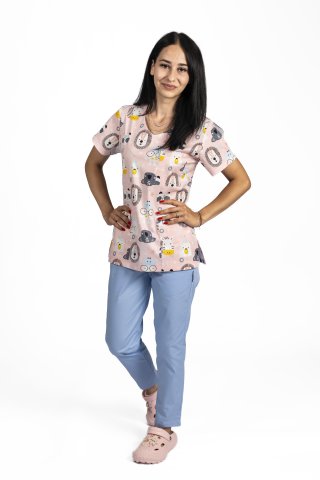 Fartuch medyczny z nadrukiem lwa i trzema kieszeniami naszywanymi 