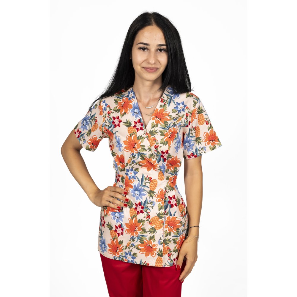 Fartuch medyczny kimono w kwiaty z dwiema kieszeniami naszywanymi