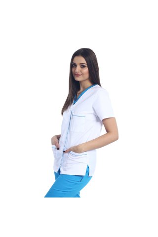 Kombinezon medyczny składający się z białej bluzki z turkusowym paspolem i turkusowych spodni z gumką